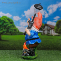 Садовый фонарь "Гном с фонарем и петухом" 31х23х56см Садовый фонарь "Гном с фонарем и петухом" 31х23х56см