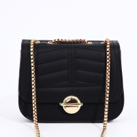 Сумка-мессенджер на застёжке, цвет чёрный Сумка-мессенджер на застёжке, цвет чёрный