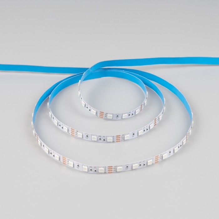 Светодиодная лента Apeyron Electrics 5 м, IP20, SMD5050, 60 LED/м, 14.4 Вт/м, 12 В, RGB Светодиодная лента Apeyron Electrics 5 м, IP20, SMD5050, 60 LED/м, 14.4 Вт/м, 12 В, RGB