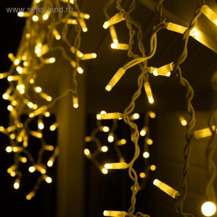 Гирлянда Гирлянда "Бахрома" 3 х 0.6 м , IP65, УМС, белая нить каучук, 108 LED, свечение тёплое белое, 220 В