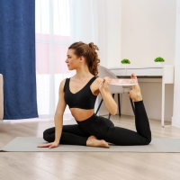 Ремень для йоги Sangh Flowers, 180х4 см, цвет бежевый Ремень для йоги Sangh Flowers, 180х4 см, цвет бежевый