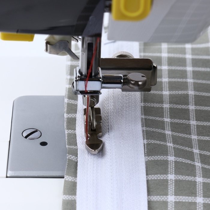 Лапка для швейных машин, для молнии, с адаптером Лапка для швейных машин, для молнии, с адаптером