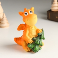 Копилка полистоун "Дракон Добряк с подарком" МИКС 8х6,5х10 см Копилка полистоун "Дракон Добряк с подарком" МИКС 8х6,5х10 см