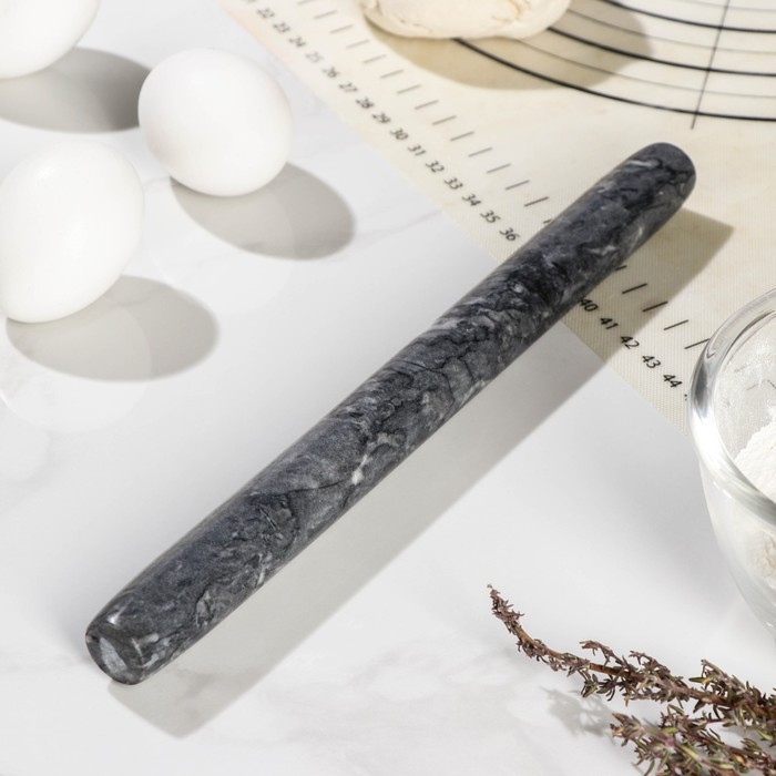 Скалка из мрамора Magistro, 25×2,2 см, цвет чёрный Скалка из мрамора Magistro, 25×2,2 см, цвет чёрный