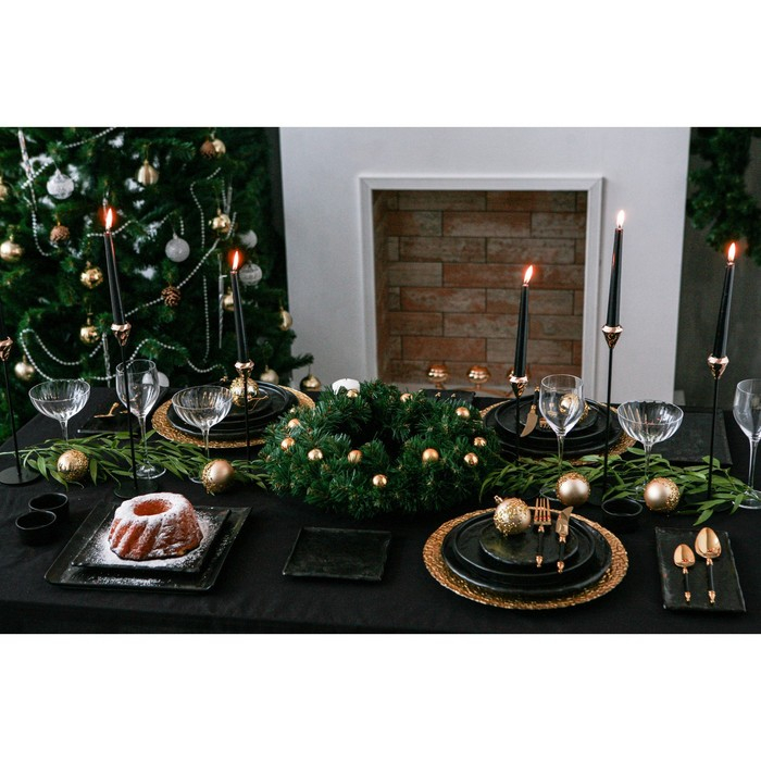 Блюдо фарфоровое для подачи Magistro Pietra lunare, 27,5×27,5 см, цвет чёрный Блюдо фарфоровое для подачи Magistro Pietra lunare, 27,5×27,5 см, цвет чёрный