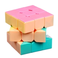 Игрушка механическая &laquo;Кубик&raquo; 5,5 &times; 5,5 &times; 5,5 см, МИКС