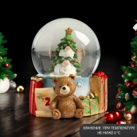 Сувенир полистоун водяной шар "Ёлка с гномами" 7х8х9 см Сувенир полистоун водяной шар "Ёлка с гномами" 7х8х9 см