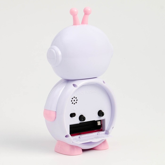 Часы - будильник настольные "Робот", дискретный ход, циферблат d-7.5 см, 17 х 11 см, АА