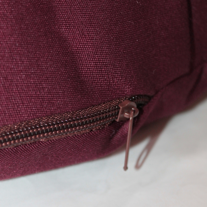 Подушка круглая на кресло непромокаемая D60 см, цвет бордо, грета 20%, полиэстер 80% Подушка круглая на кресло непромокаемая D60 см, цвет бордо, грета 20%, полиэстер 80%