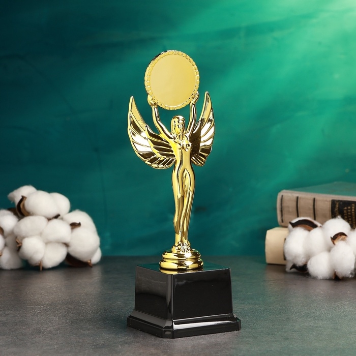 Стела Стела "Ника" 8х8х22см