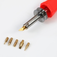 Выжигание, подставка для телефона &laquo;Модница Йорка&raquo;