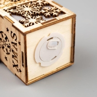 Ёлочная игрушка «Домик со снежинками», от батареек, свечение тёплое белое Ёлочная игрушка «Домик со снежинками», от батареек, свечение тёплое белое