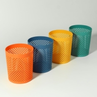 Подставка для хранения маникюрных/косметических принадлежностей &laquo;Рыбка&raquo;, d = 9 &times; 11 см, цвет МИКС