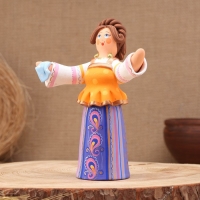Ковровская игрушка "Барышня танцует лето", керамика Ковровская игрушка "Барышня танцует лето", керамика