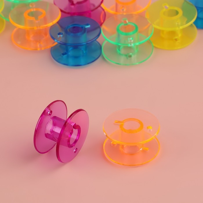 Набор шпулек в органайзере, d = 20 мм, 30 шт, цвет МИКС Набор шпулек в органайзере, d = 20 мм, 30 шт, цвет МИКС