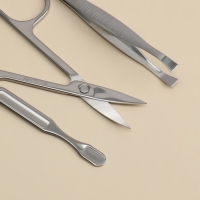 Набор маникюрный &laquo;Малина&raquo;, 9 предметов, в футляре, цвет коралловый