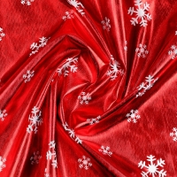 Лоскут для рукоделия &laquo;Белые снежинки&raquo;, красный, 100 &times; 150 см