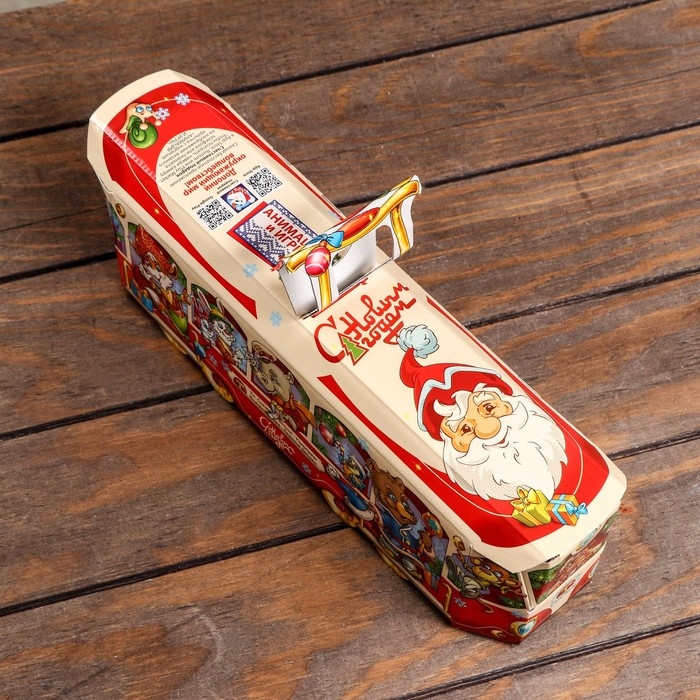 Новый год. Подарочная коробка "Трамвай красный" , 33 х 9 х 11 см.