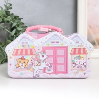 Копилка металл с замочком "Домик с жителями" МИКС 19х6,5х9,5 см Копилка металл с замочком "Домик с жителями" МИКС 19х6,5х9,5 см