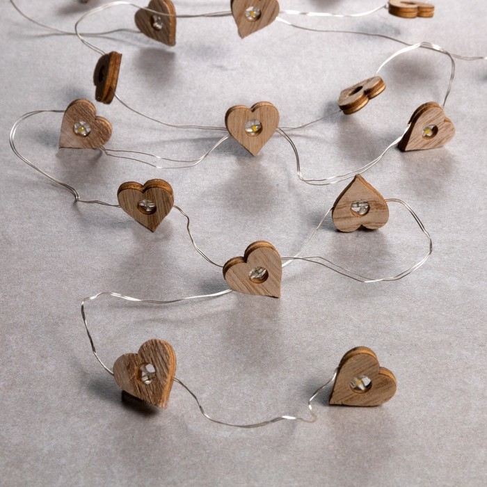 Гирлянда &laquo;Нить&raquo; 2 м роса с насадками &laquo;Сердце&raquo;, IP20, серебристая нить, 20 LED, батарейки ААх2 (нет в комплекте), свечение тёплое белое