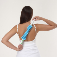 Массажёр &laquo;Скалка&raquo;, универсальный, 12 колёс, d = 7 &times; 45 см, цвет МИКС