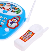 Музыкальный телефон стационарный «С Новым годом», русская озвучка, работает от батареек Музыкальный телефон стационарный «С Новым годом», русская озвучка, работает от батареек