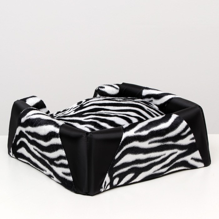Дом-трансформер трапеция 43 х 43 х 34 см, расцветка зебра Дом-трансформер трапеция 43 х 43 х 34 см, расцветка зебра