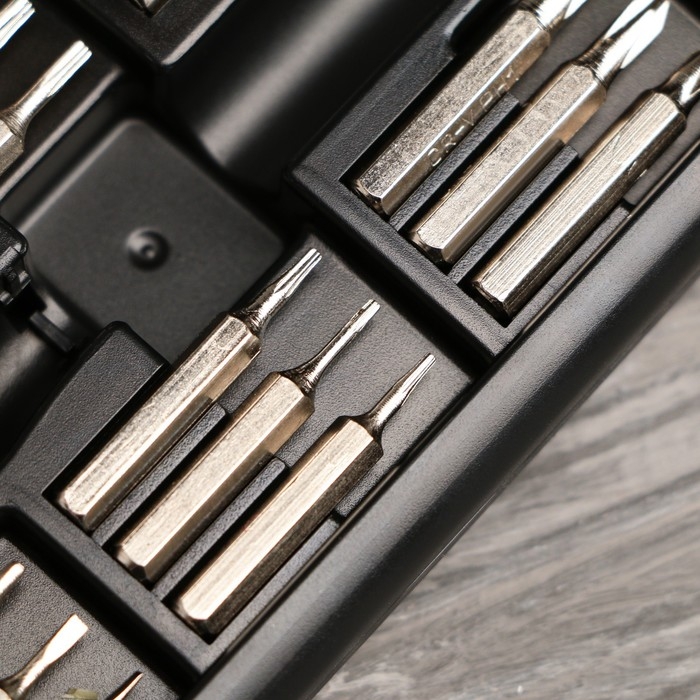 Набор отверток в фляге &laquo;Крути верти&raquo;, универсальный, 18 предметов