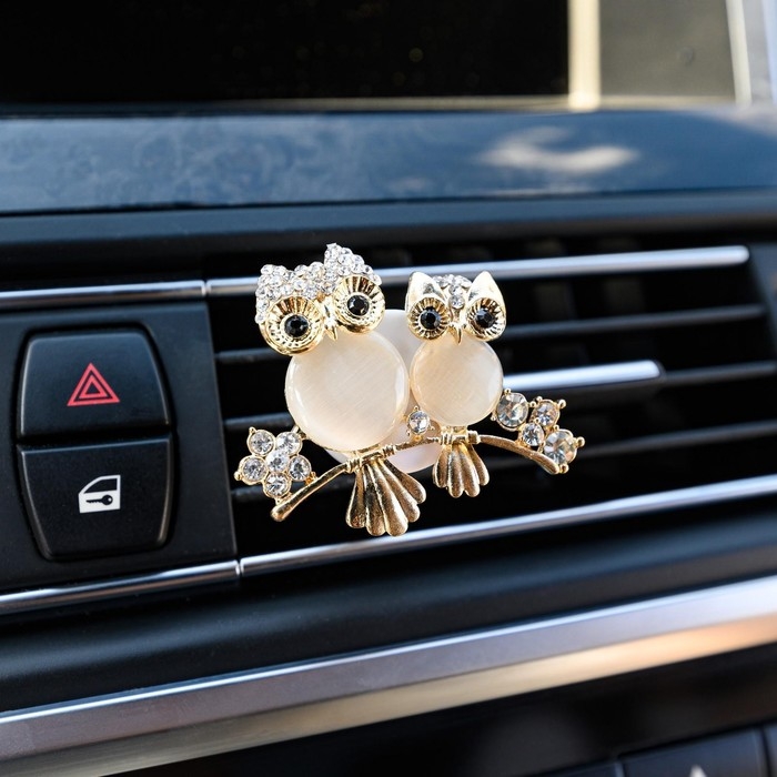 Украшение в дефлектор автомобиля, Сова