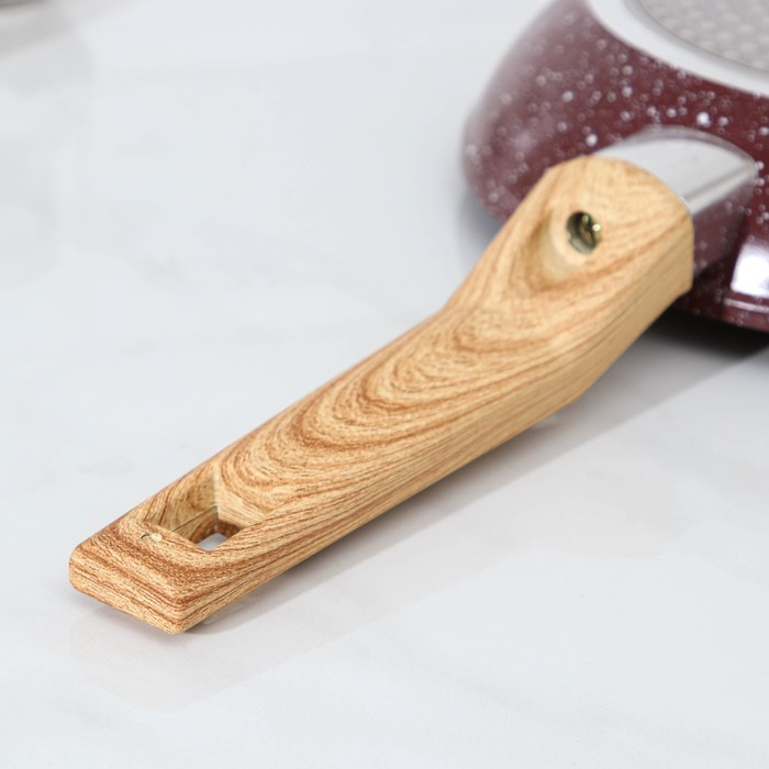 Сковорода кованая Magistro Natural. Brown, d=24 см, ручка soft-touch, антипригарное покрытие, индукция, цвет коричневый Сковорода кованая Magistro Natural. Brown, d=24 см, ручка soft-touch, антипригарное покрытие, индукция, цвет коричневый