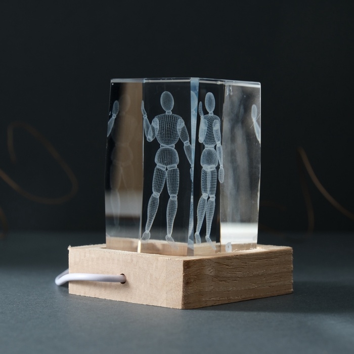 Сувенир стекло подсветка Сувенир стекло подсветка "Прямоугольник. Шарнирный человек" подставка дерево, USB 7х7х10