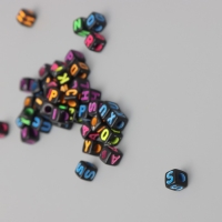 Бусины для творчества пластик "Английский алфавит" черные с цветным набор 20 гр 0,4х0,4 см   1044301