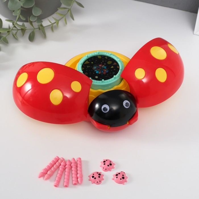 Шкатулка музыкальная механическая Шкатулка музыкальная механическая "Божья коровка" красная 12х15х8,5 см