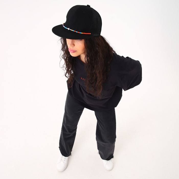 Кепка женская с прямым козырьком «Крутой», цвет чёрный, сетка, р-р 56, с бусами Кепка женская с прямым козырьком «Крутой», цвет чёрный, сетка, р-р 56, с бусами