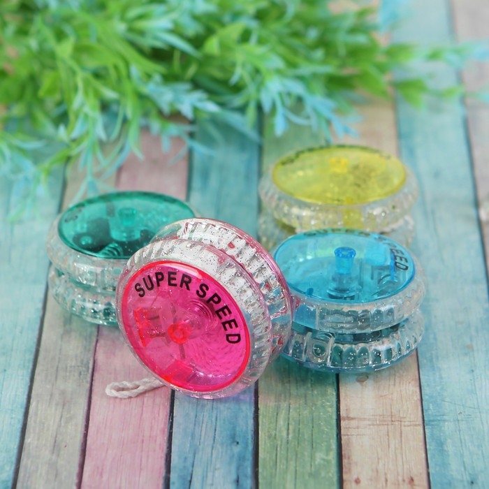 Йо-йо «Супер», световой, цвета МИКС Йо-йо «Супер», световой, цвета МИКС