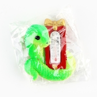 Магнит новогодний &laquo;Змея с градусником&raquo; на Новый год, 4,4 х 5,5 см