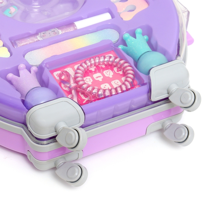 Набор косметики для девочки Набор косметики для девочки "Чемодан на колёсах", сиреневый, с накладными ногтями