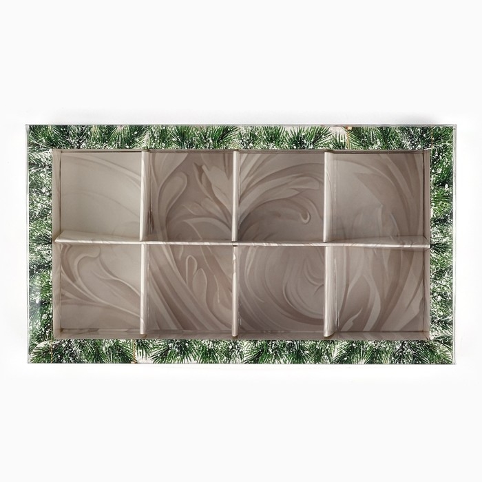 Коробка под 8 конфет с ячейками &laquo;Волшебного Нового года&raquo;, 10 х 18.5 х 3 см, Новый год