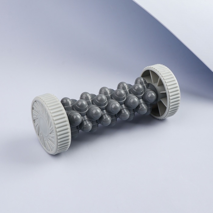 Массажёр для рук и ног, роликовый, 17,5 × 7 × 7 см, цвет серый Массажёр для рук и ног, роликовый, 17,5 × 7 × 7 см, цвет серый