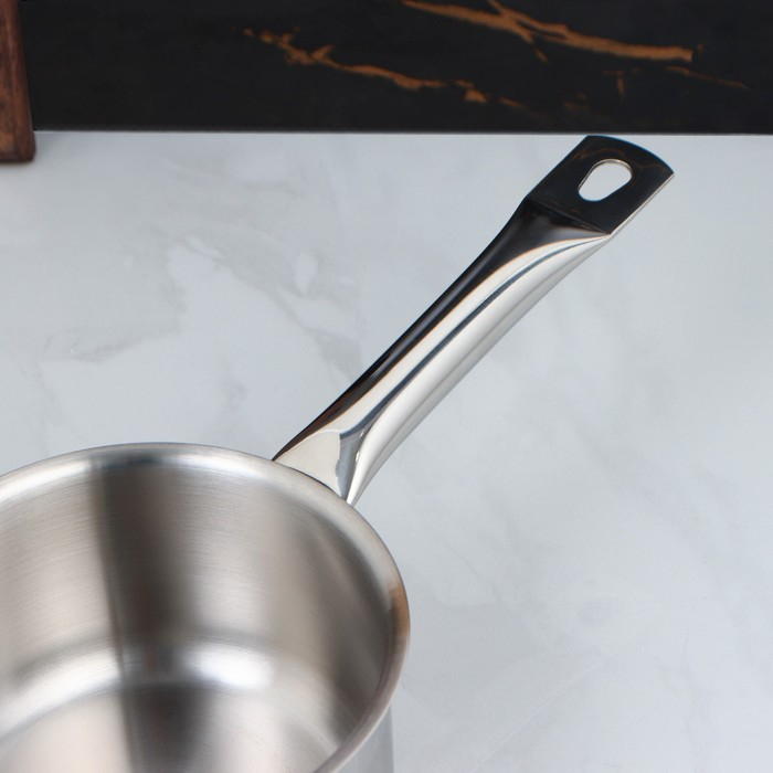 Сотейник, 1,3 л, d=14 см, h=8,5 см, металлическая крышка, капсульное дно, индукция Сотейник, 1,3 л, d=14 см, h=8,5 см, металлическая крышка, капсульное дно, индукция