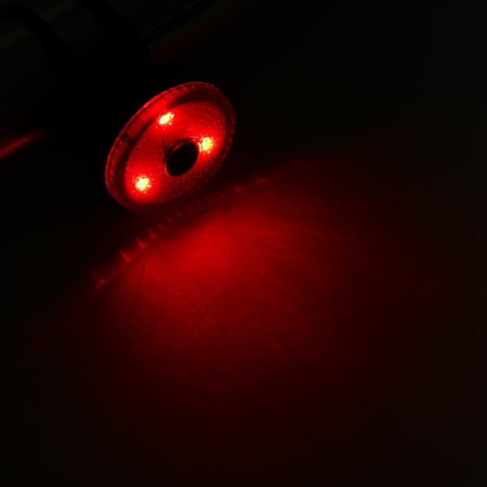 Фонарь велосипедный задний аккумуляторный, водонепроницаемый, 3 диода, 3 режима