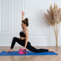 Блок для йоги Sangh, 23&times;15&times;8 см, цвет розовый