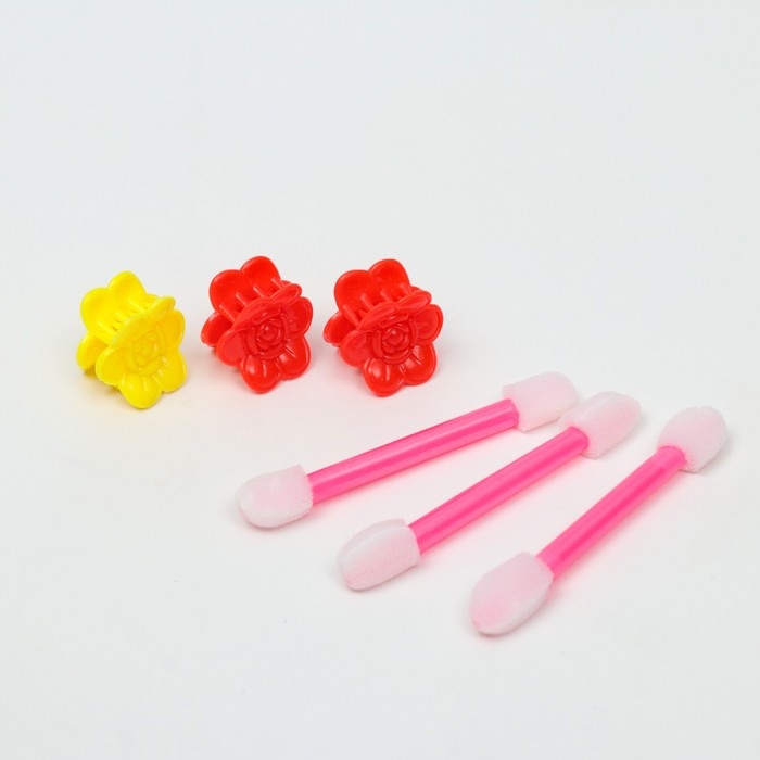 Набор косметики для девочки «Леденец» Набор косметики для девочки «Леденец»