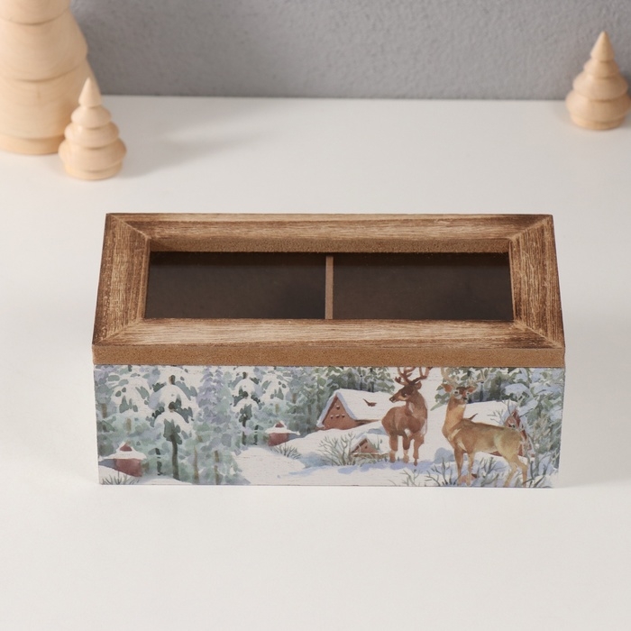 Шкатулка дерево 2 деления "Олени у заснеженного домика" 9,2х18х7 см