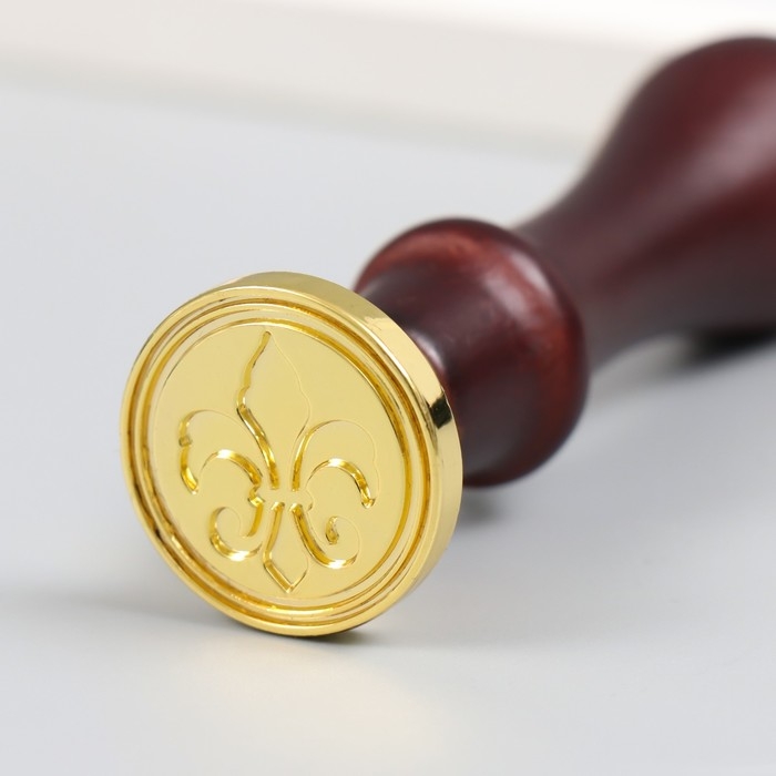 Набор печатей для сургуча с деревянной ручкой Набор печатей для сургуча с деревянной ручкой "Классика и растения"