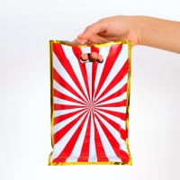 Набор подарочных пакетов, металлизированныей, "Веер" красный 17х25 см , 20 микрон 10 шт набор Набор подарочных пакетов, металлизированныей, "Веер" красный 17х25 см , 20 микрон 10 шт набор