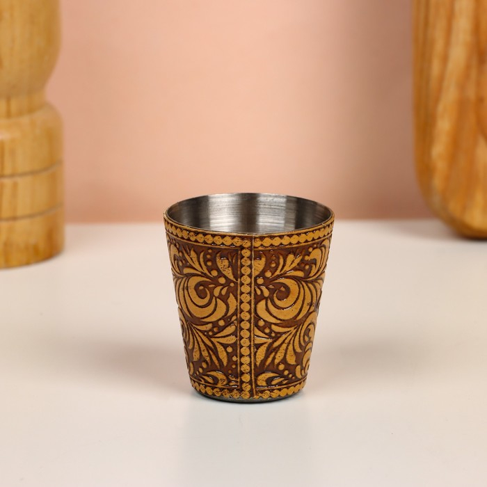 Набор стопок &laquo;Охотник&raquo;, 4 шт, в тубусе, 4,5&times;4,5&times;9 см, береста