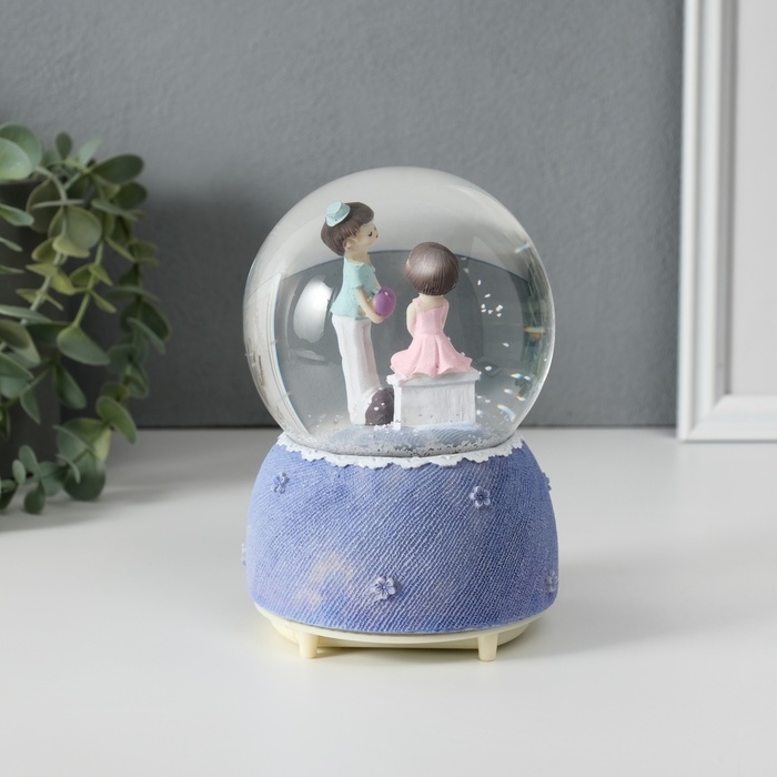 Сувенир полистоун водяной шар свет, музыка Сувенир полистоун водяной шар свет, музыка "Первая любовь" МИКС 10х10х14,5 см