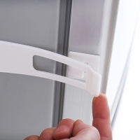 Блокиратор для выдвижных ящиков, универсальный, цвет белый, Крошка Я Блокиратор для выдвижных ящиков, универсальный, цвет белый, Крошка Я