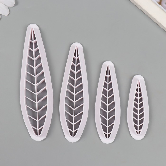 Каттеры для полимерной глины Каттеры для полимерной глины "Листочки" набор 4 шт 6х1,2 см 8х1,6 см 10х2,1 см 12х2,5 см